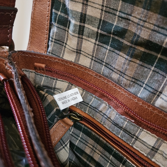 Wild West Los Angeles Juniper Tooled Leather Crossbody Purse Cognac NWT - Picture 6 of 11